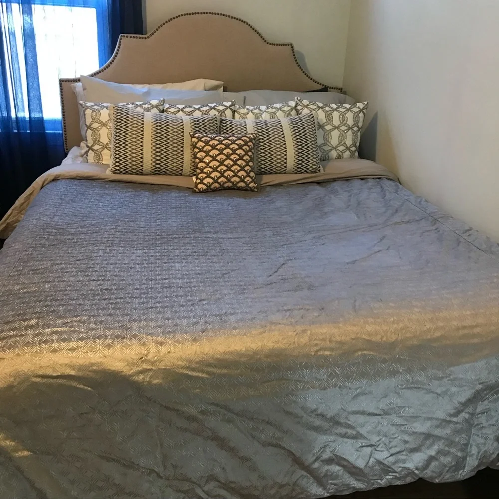 West Elm Silver Velvet Luster Metallic Ogee Duvet Cover